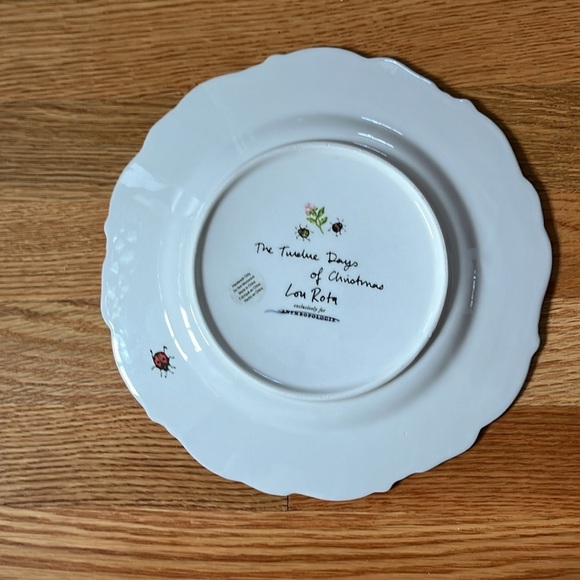 Anthropologie Lou Rota 12 Days of Christmas Dessert Plates Nine Lady Bugs NEW - Picture 5 of 11